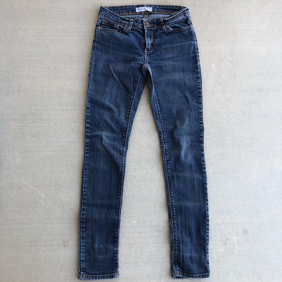 No Boundaries Jeans - Picture 2 of 6